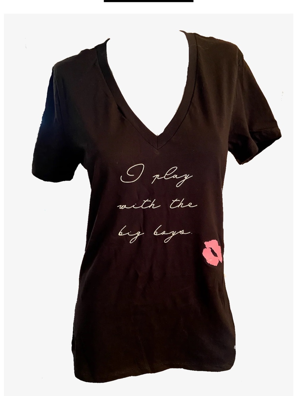 Black V-Neck Graphic Tee with Pink Lip Accent
